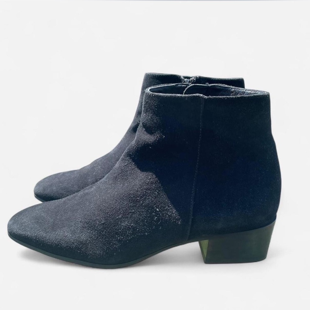 Aquatalia Black Ankle Booties with Chunky Heel